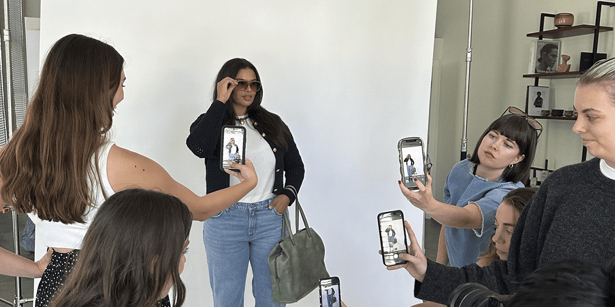 Leia mais sobre o artigo Redes sociais, identidade e saúde mental: o que mudou na forma como nos relacionamos com o digital?